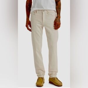 Levi's Men's Relaxed Jeans in Cream